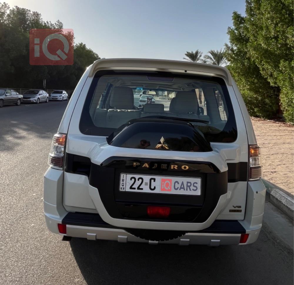 ميتسوبيشي باجيرو